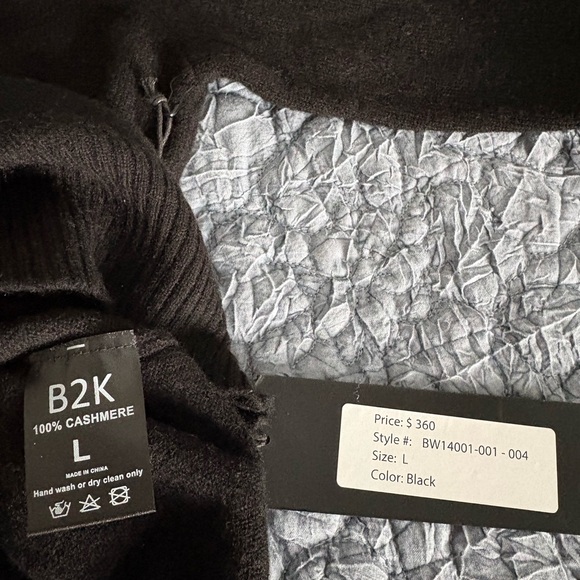 Classic Cashmere Black Turtleneck Sweater - Picture 3 of 3